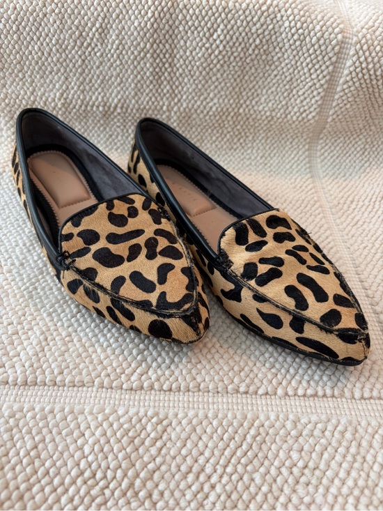 Kelly & Katie Shoes - Leather Animal Print Pointed-Toe Loafers, size 8